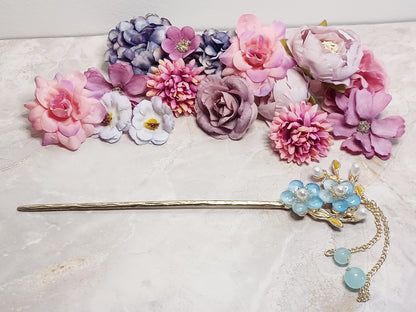 Flowers Hair Stick - 7" Retro Bun Holder