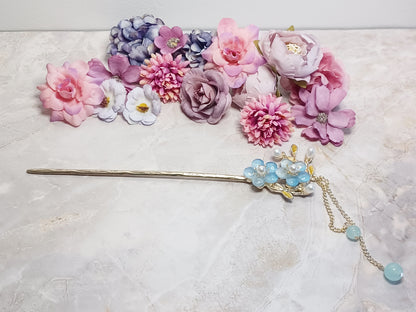 Flowers Hair Stick - 7" Retro Bun Holder