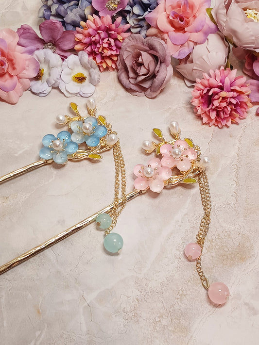 Flowers Hair Stick - 7" Retro Bun Holder